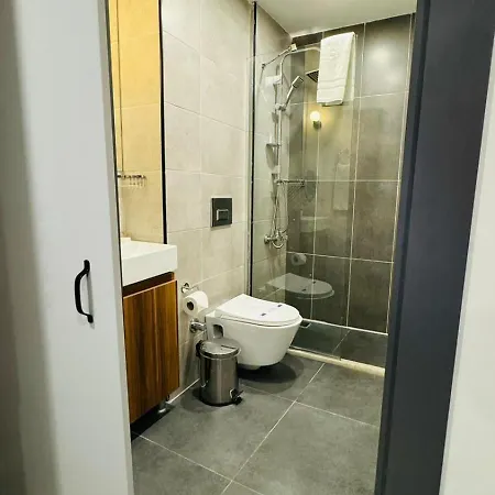 Le Port Karakoey Hotel *